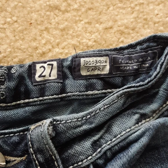 Miss Me Capri - Picture 7 of 13